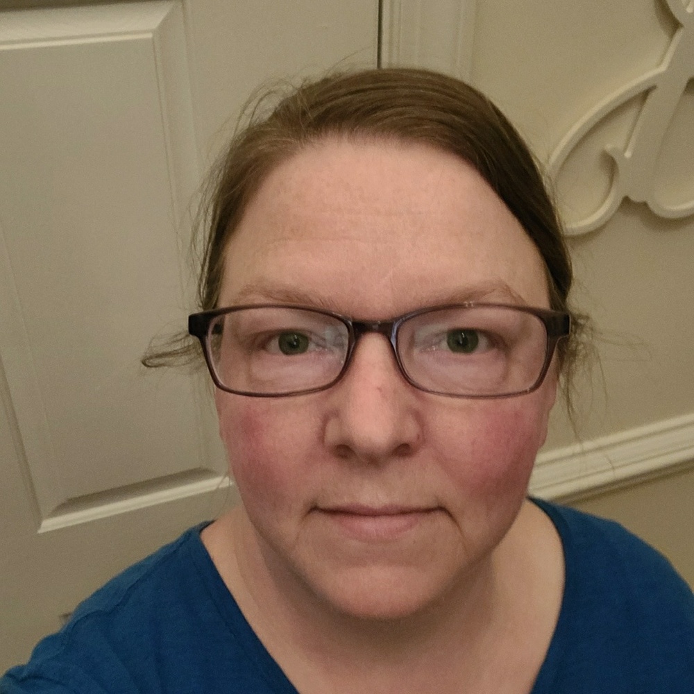 Meet your Posher, Lynda